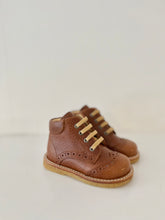 Afbeelding in Gallery-weergave laden, ANGULUS veterschoen cognac