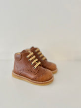 Afbeelding in Gallery-weergave laden, ANGULUS veterschoen cognac