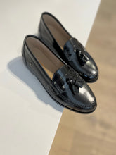 Afbeelding in Gallery-weergave laden, CONFETTI mocassin kwast zwart

