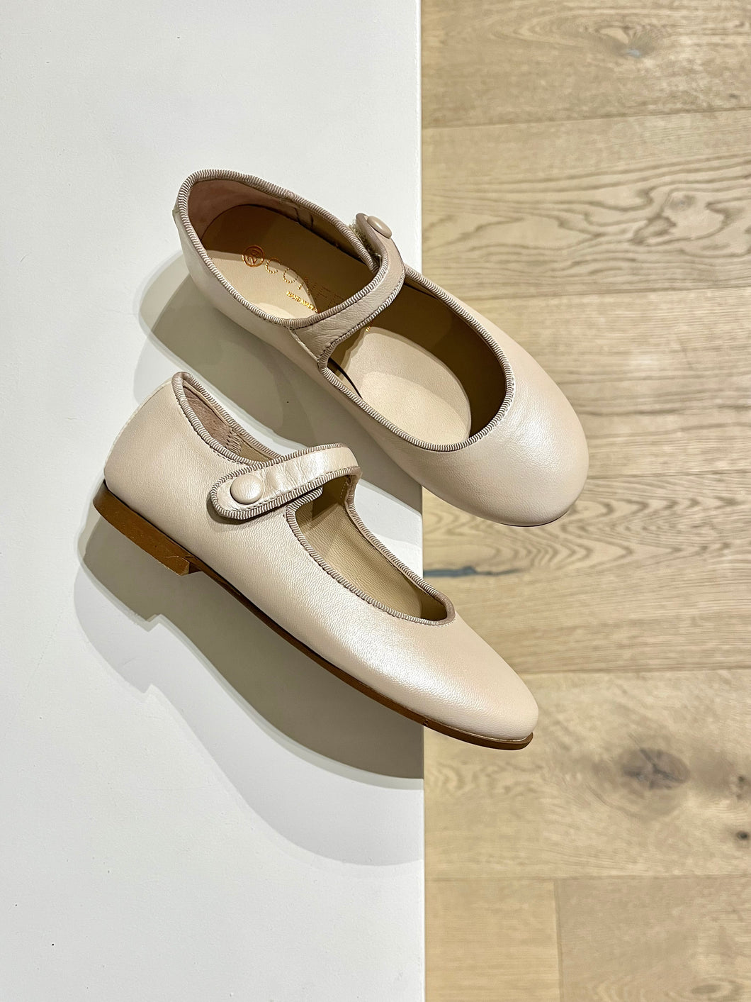 CONFETTI lambal velcro nude nacré