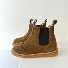 Afbeelding in Gallery-weergave laden, ANGULUS mini laarsje mosterd daim
