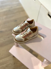 Afbeelding in Gallery-weergave laden, ROMAGNOLI sneaker goud roze
