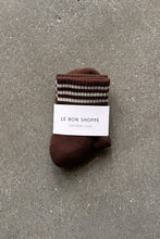 Afbeelding in Gallery-weergave laden, LE BON SHOPPE girlfriend socks mahogany
