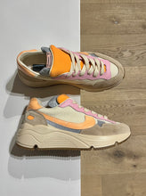 Afbeelding in Gallery-weergave laden, RONDINELLA runner zalm
