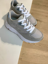 Afbeelding in Gallery-weergave laden, HI-TEC shadow runner grijs
