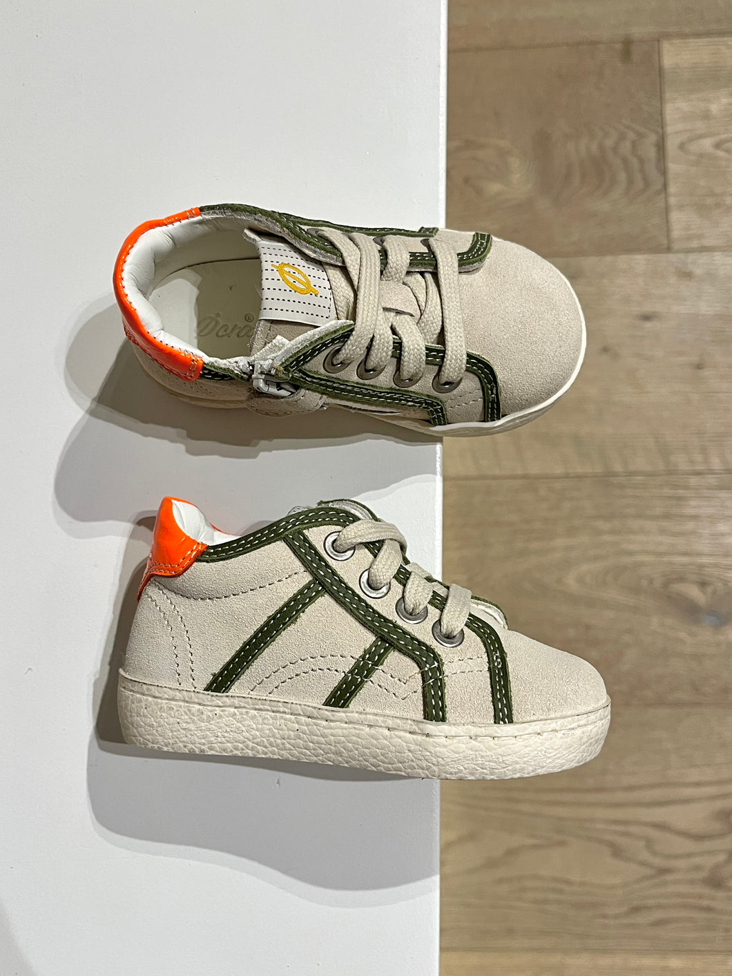 OCRA mini sneaker lijn kakhi