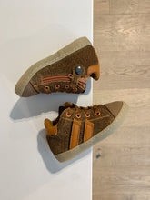 Afbeelding in Gallery-weergave laden, RONDINELLA mini basket camel streep
