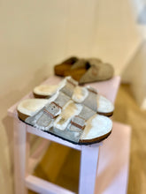 Afbeelding in Gallery-weergave laden, BIRKENSTOCK arizona wol taupe
