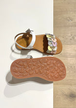 Afbeelding in Gallery-weergave laden, POM D&#39;API sandaal pastel bloemetjes
