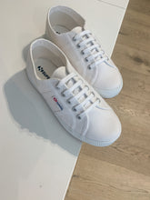 Afbeelding in Gallery-weergave laden, SUPERGA veter wit
