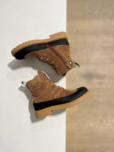 Afbeelding in Gallery-weergave laden, RONDINELLA veterbottine rubber glans
