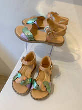 Afbeelding in Gallery-weergave laden, RONDINELLA mini sandaal twister metallics
