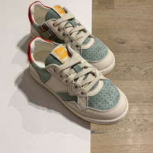 Afbeelding in Gallery-weergave laden, OCRA tennis sneaker saliegroen suede
