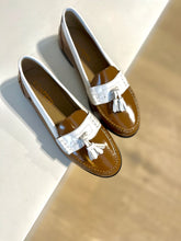 Afbeelding in Gallery-weergave laden, CONFETTI mocassin kwast camel wit

