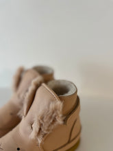 Afbeelding in Gallery-weergave laden, DONSJE peuter fluffy bunny
