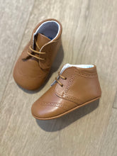 Afbeelding in Gallery-weergave laden, TRICATI baby veterschoen cognac
