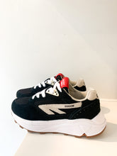 Afbeelding in Gallery-weergave laden, HI-TEC shadow runner zwart
