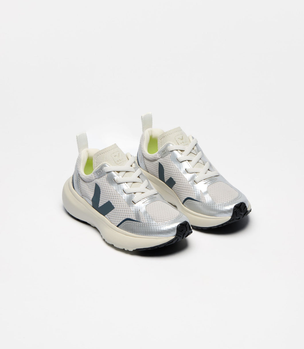 VEJA runner elastiek california