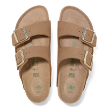 Afbeelding in Gallery-weergave laden, BIRKENSTOCK arizona caramel (vegan)
