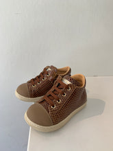 Afbeelding in Gallery-weergave laden, RONDINELLA mini sneaker bruin slang
