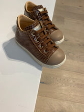 Afbeelding in Gallery-weergave laden, RONDINELLA mini sneaker bruin slang
