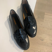 Afbeelding in Gallery-weergave laden, CONFETTI mocassin kwast zwart
