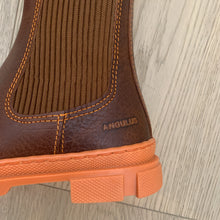 Afbeelding in Gallery-weergave laden, ANGULUS cognac boot oranje zool
