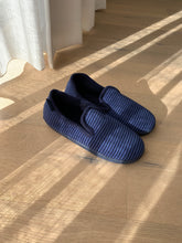 Afbeelding in Gallery-weergave laden, ISOTONER pantoffel streep blauw
