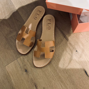 FLO H-slipper whiskey