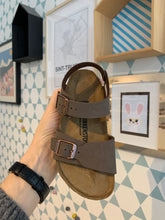 Afbeelding in Gallery-weergave laden, BIRKENSTOCK new york sandaal mokka
