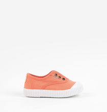 Afbeelding in Gallery-weergave laden, VICTORIA slip-on pomelo
