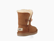 Afbeelding in Gallery-weergave laden, UGG bailey button chestnut
