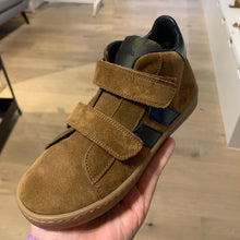 Afbeelding in Gallery-weergave laden, RONDINELLA velcro basket streep bruin
