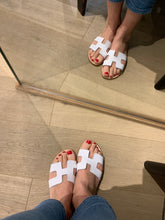 Afbeelding in Gallery-weergave laden, FLO H-slipper wit
