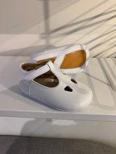 Afbeelding in Gallery-weergave laden, ELI baby t-band wit
