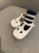 Afbeelding in Gallery-weergave laden, ELI baby t-band wit
