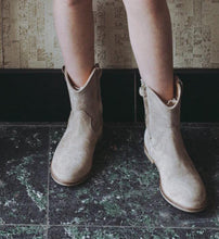 Afbeelding in Gallery-weergave laden, OCRA cowboylaarsje beige
