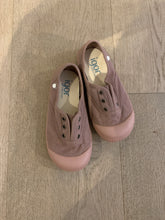 Afbeelding in Gallery-weergave laden, IGOR slip-on washed rosa
