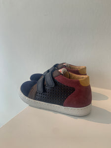 POM D'API sneaker velcro blauw perfo