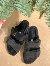 Afbeelding in Gallery-weergave laden, BIRKENSTOCK arizona wol zwart
