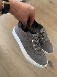 TRIBOO sneaker grijze nubuck