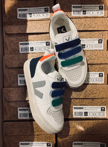 VEJA sneaker 3 velcro blauw groen grijs rood
