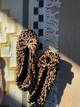 Afbeelding in Gallery-weergave laden, ISOTONER ballerinapantoffel giraf
