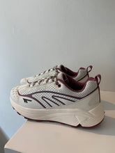 Afbeelding in Gallery-weergave laden, HI-TEC fizo runner wit paars
