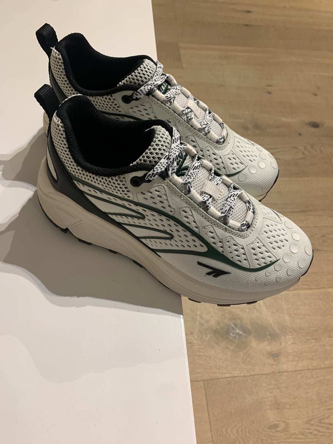 HI-TEC fizo runner dark ivy