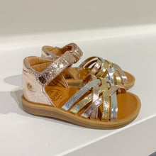 Afbeelding in Gallery-weergave laden, POM D&#39;API mini sandaal metallic
