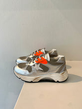 Afbeelding in Gallery-weergave laden, RONDINELLA runner zilver

