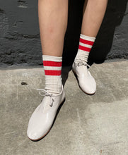 Afbeelding in Gallery-weergave laden, LE BON SHOPPE her varsity rood
