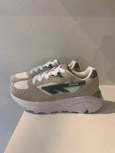 HI-TEC shadow runner beige saliegroen