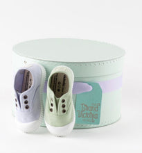 Afbeelding in Gallery-weergave laden, VICTORIA slip-on wasabi
